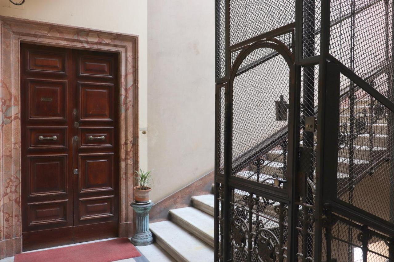 Trevi Grand Blu Suite B&B Roma Exterior foto